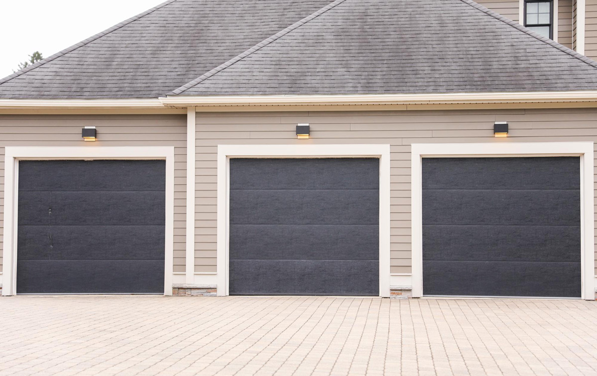 hurricane-garage-doors